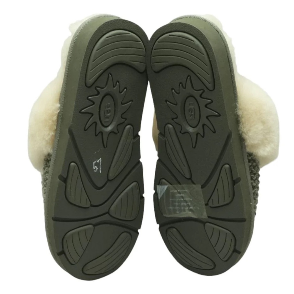 UGG® Women’s Cozy Knit Slipper in Charcoal Like New - Picture 5 of 15